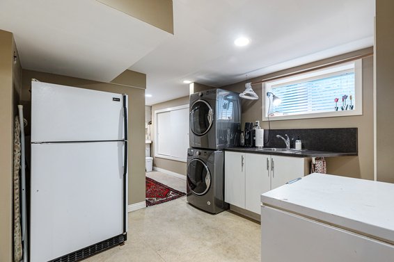 622 Silverdale Place, North Vancouver