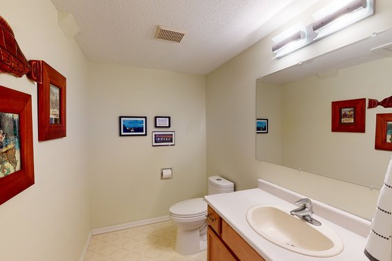 5528 Huckleberry Lane, North Vancouver