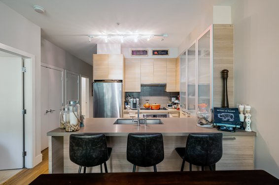 220 3606 Aldercrest Drive, North Vancouver