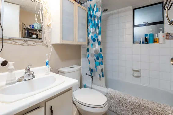 Bathroom - 530 19th Street West  