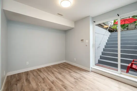 731 Grantham Place, North Vancouver For Sale - image 33