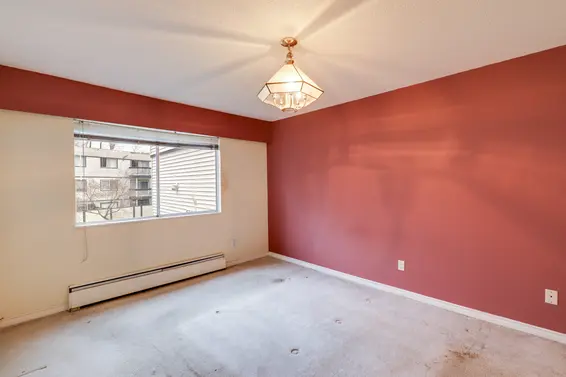 12 834 Premier Street, North Vancouver For Sale - image 10