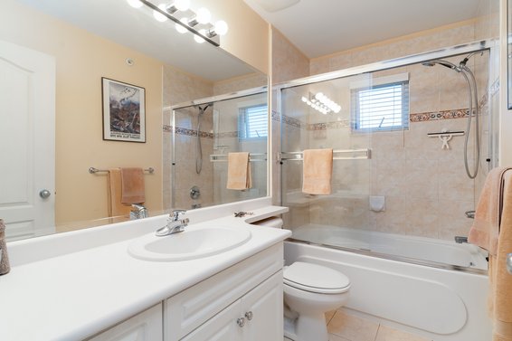 418 West Keith Road, North Vancouver