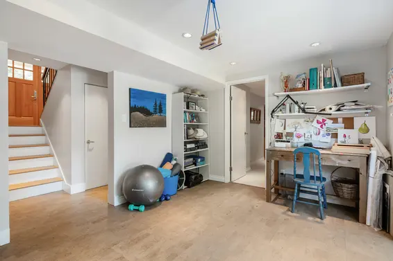 624 East Osborne Road, North Vancouver For Sale - image 30