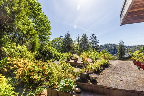 2501 Panorama Drive, North Vancouver