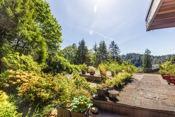 2501 Panorama Drive, North Vancouver For Sale - image 39
