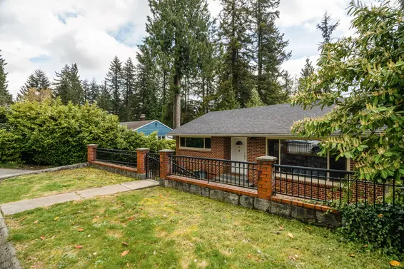 441 Tempe Crescent, North Vancouver For Sale - image 37