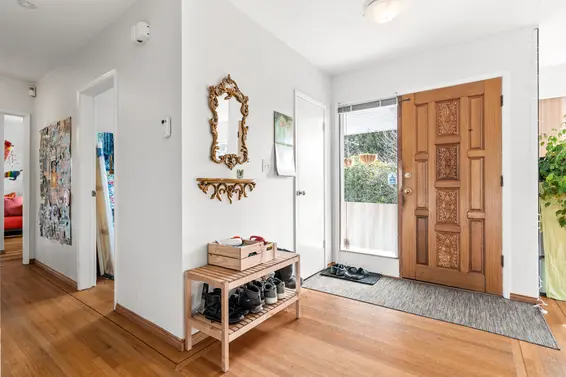 900 Clements Avenue, North Vancouver For Sale - image 15