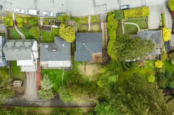 441 Tempe Crescent, North Vancouver For Sale - image 39