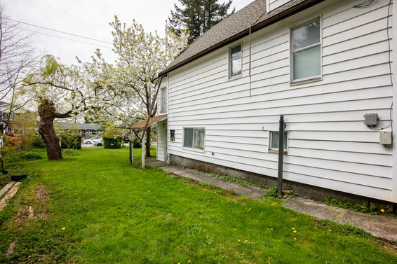 618 East 4th Street, North Vancouver