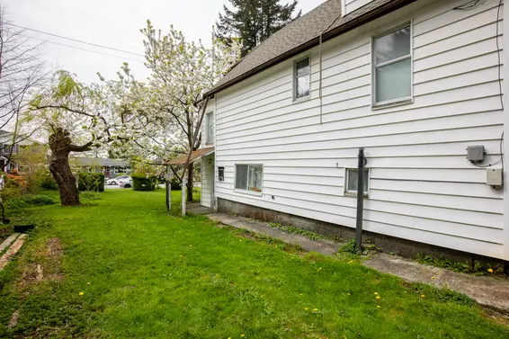618 East 4th Street, North Vancouver For Sale - image 9