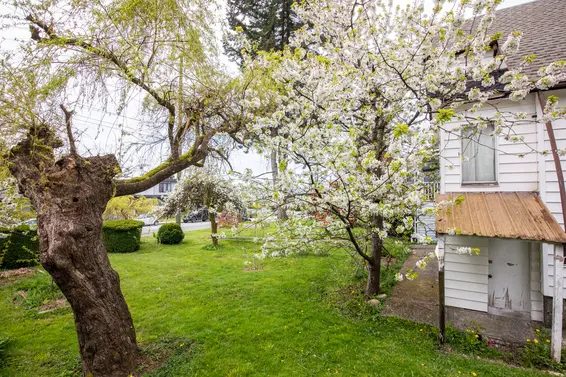 618 East 4th Street, North Vancouver For Sale - image 8