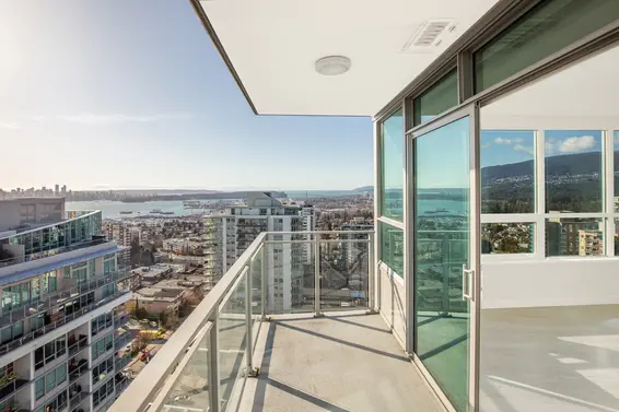 2104 125 East 14th Street, North Vancouver For Sale - image 1