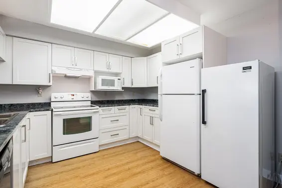 209 121 West 29th Street, North Vancouver For Sale - image 9