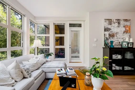 220 3606 Aldercrest Drive, North Vancouver For Sale - image 4