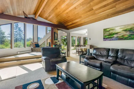 2501 Panorama Drive, North Vancouver For Sale - image 7