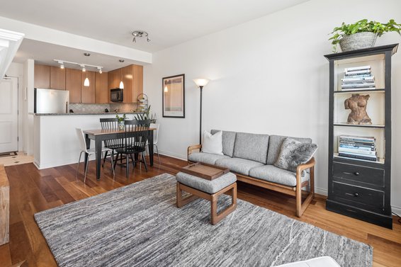 1502 160 East 13th Street, North Vancouver