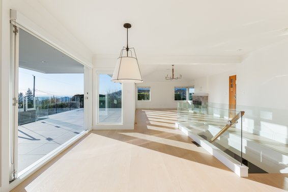 125 Kensington Crescent, North Vancouver
