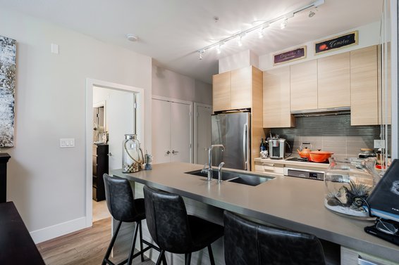 220 3606 Aldercrest Drive, North Vancouver