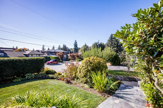 622 Silverdale Place, North Vancouver For Sale - image 58