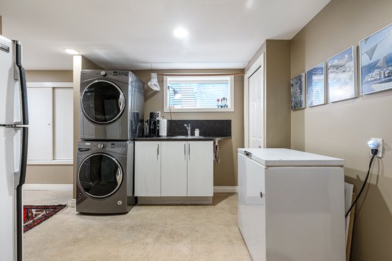622 Silverdale Place, North Vancouver