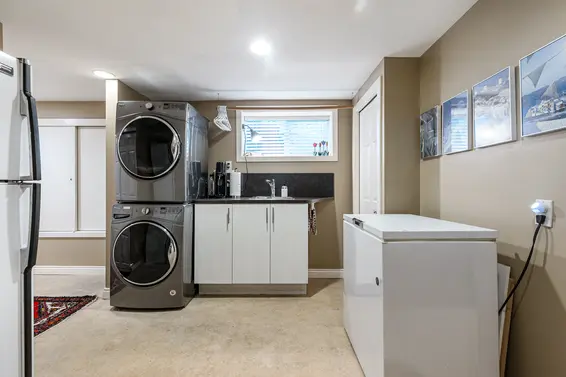 622 Silverdale Place, North Vancouver For Sale - image 39