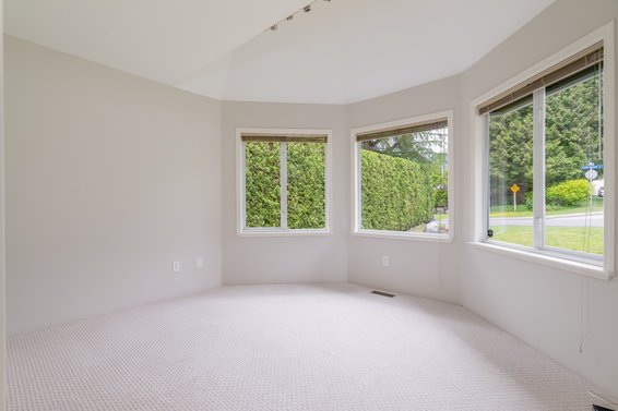 111 Sandringham Crescent, North Vancouver