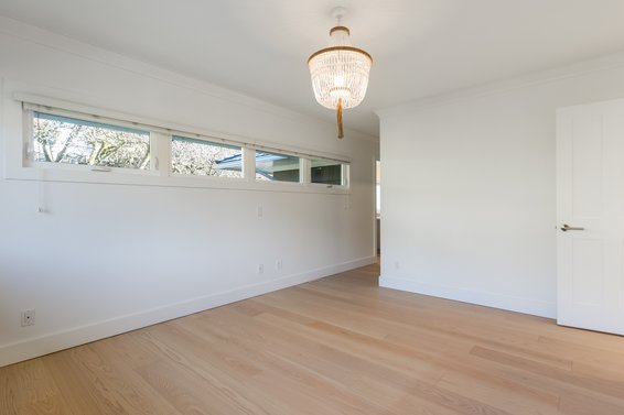 125 Kensington Crescent, North Vancouver