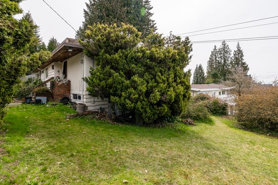 211 Tamarack Road, North Vancouver