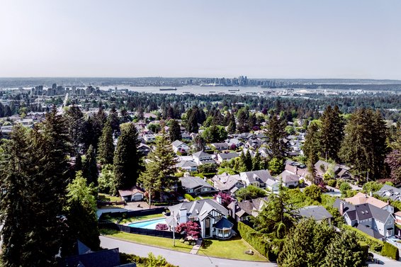 111 Sandringham Crescent, North Vancouver