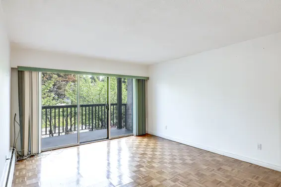 306 211 West 3rd Street, North Vancouver For Sale - image 3