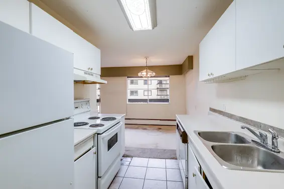 12 834 Premier Street, North Vancouver For Sale - image 5