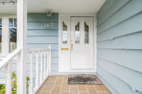 1182 Ronayne Road, North Vancouver For Sale - image 2
