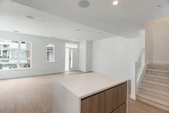 Kitchen - 221 2060 Curling Road  
