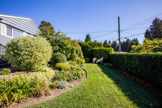 622 Silverdale Place, North Vancouver
