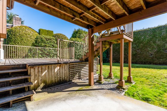 2250 Ennerdale Road, North Vancouver