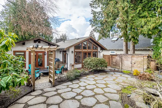 186 West Kings Road, North Vancouver For Sale - image 41