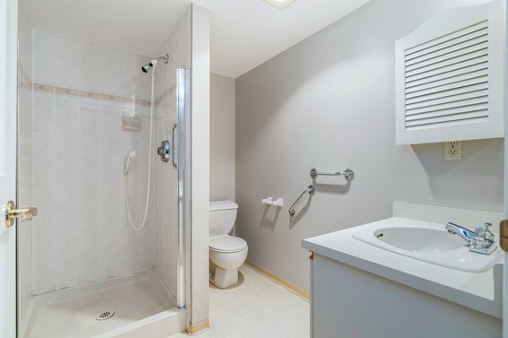 209 121 West 29th Street, North Vancouver