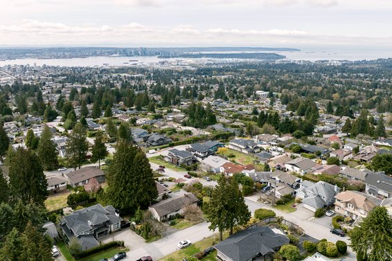 211 Tamarack Road, North Vancouver
