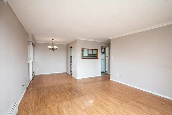 204 441 East 3rd Street, North Vancouver For Sale - image 3
