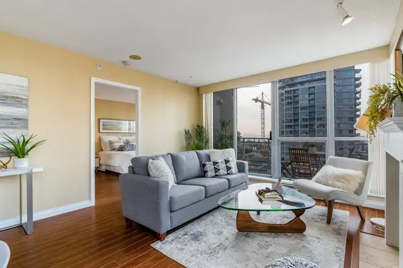 906 108 East 14th Street, North Vancouver For Sale - image 3