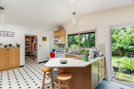2986 Eddystone Crescent, North Vancouver