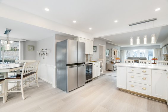 1182 Ronayne Road, North Vancouver