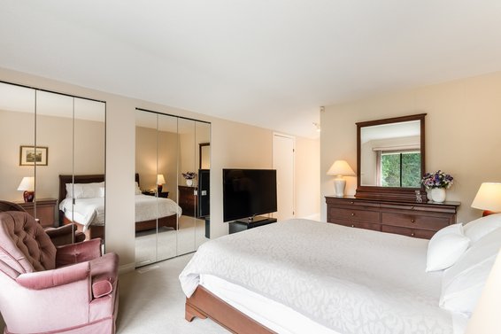 5596 Huckleberry Lane, North Vancouver