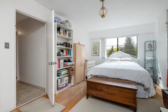 Primary Bedroom - 530 19th Street West  