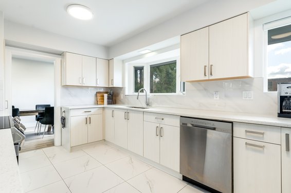 629 Silverdale Place, North Vancouver