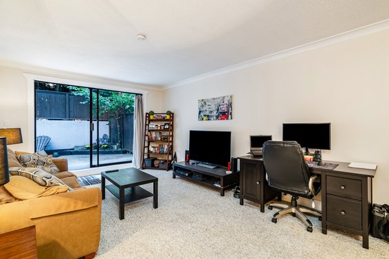 107 310 East 3rd Street, North Vancouver