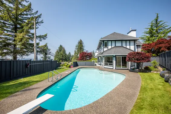 111 Sandringham Crescent, North Vancouver For Sale - image 49