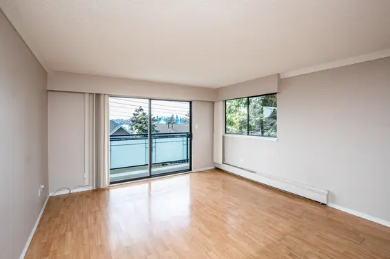 204 441 East 3rd Street, North Vancouver For Sale - image 1