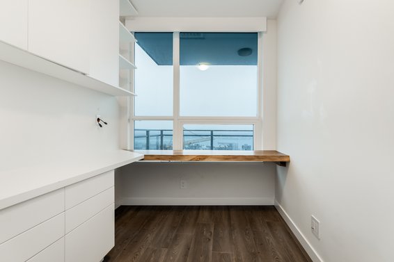 2104 125 East 14th Street, North Vancouver